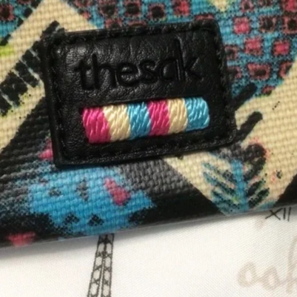 The Sak Pacifica ID Lanyard Keychain Coin Wallet NWOT - Picture 5 of 6